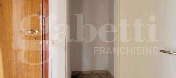 4-salle Appartement à San Benedetto del Tronto, Italy No. 303243 3