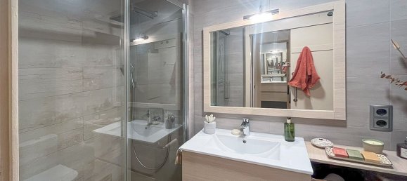 4 bedrooms Apartment in Barcelona, Spain No. 10739 19