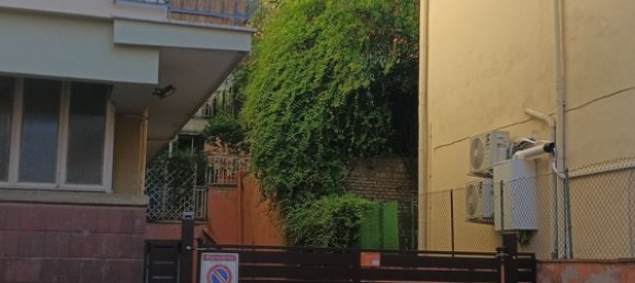 21m² Garage in Rome, Italy No. 284949 4