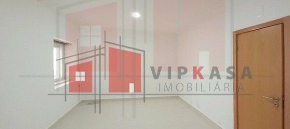 6 bedrooms House in Cascais, Portugal No. 27497 35