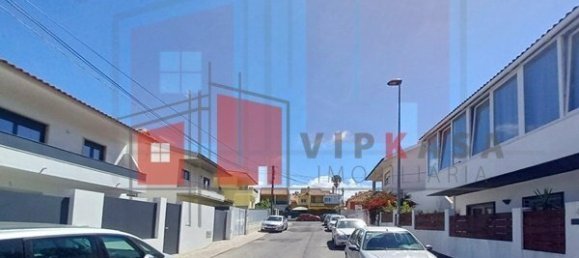 6 bedrooms House in Cascais, Portugal No. 27497 2