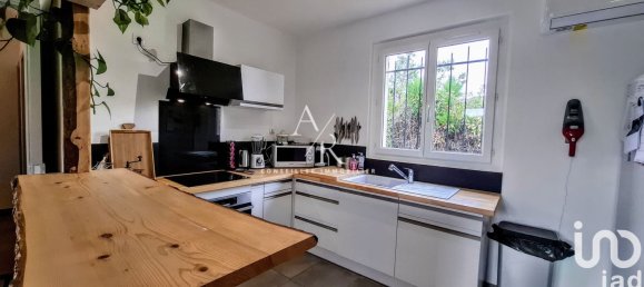 3 bedrooms House in Saint-Martin-de-Crau, France No. 316069 11