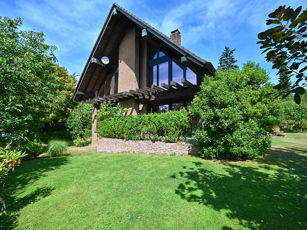 3 bedrooms Townhouse in Ennepe-Ruhr, Germany No. 299654