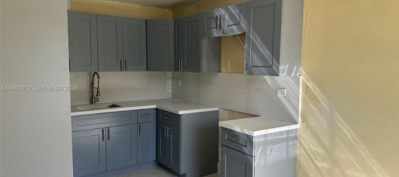 2 dormitorios villa en alquiler en Miami, Miami-Dade, Florida, USA № 614338 7