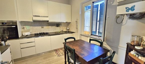 5 rooms House in Massa, Italy No. 136339 5