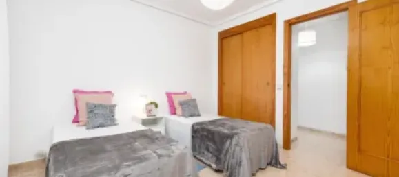 Apartamento T2 em Torrevieja, Spain N.º 190058 18