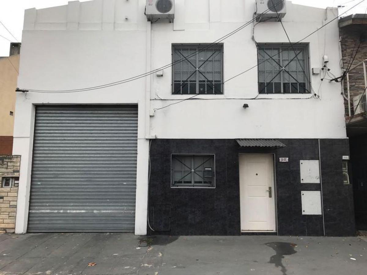  Commercial property in General San Martin, Argentina No. 29044