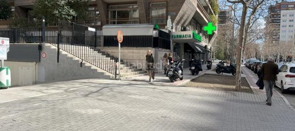 120m² Garage in Madrid, Spain No. 95424 11