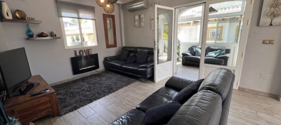 4 Schlafzimmer Villa in Alicante, Spain, Nr. 177098 5