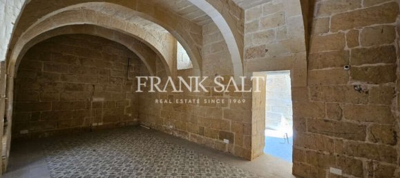 Дом с 3 спальнями в Шеукия, Мальта № 3073 14