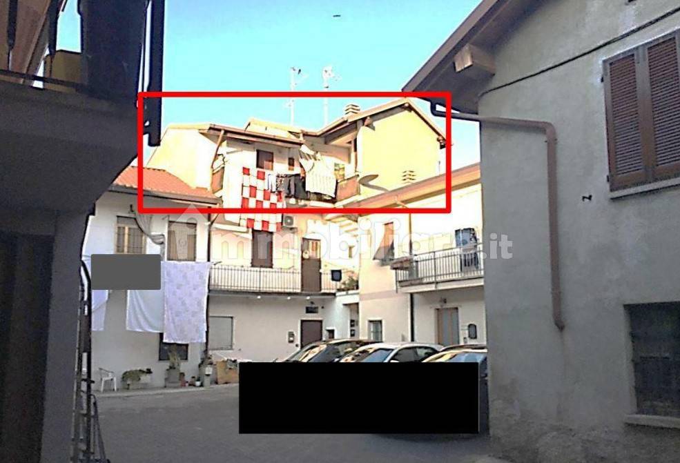 Apartamento de 2 dormitorios en Carugo, Italy No. 294968