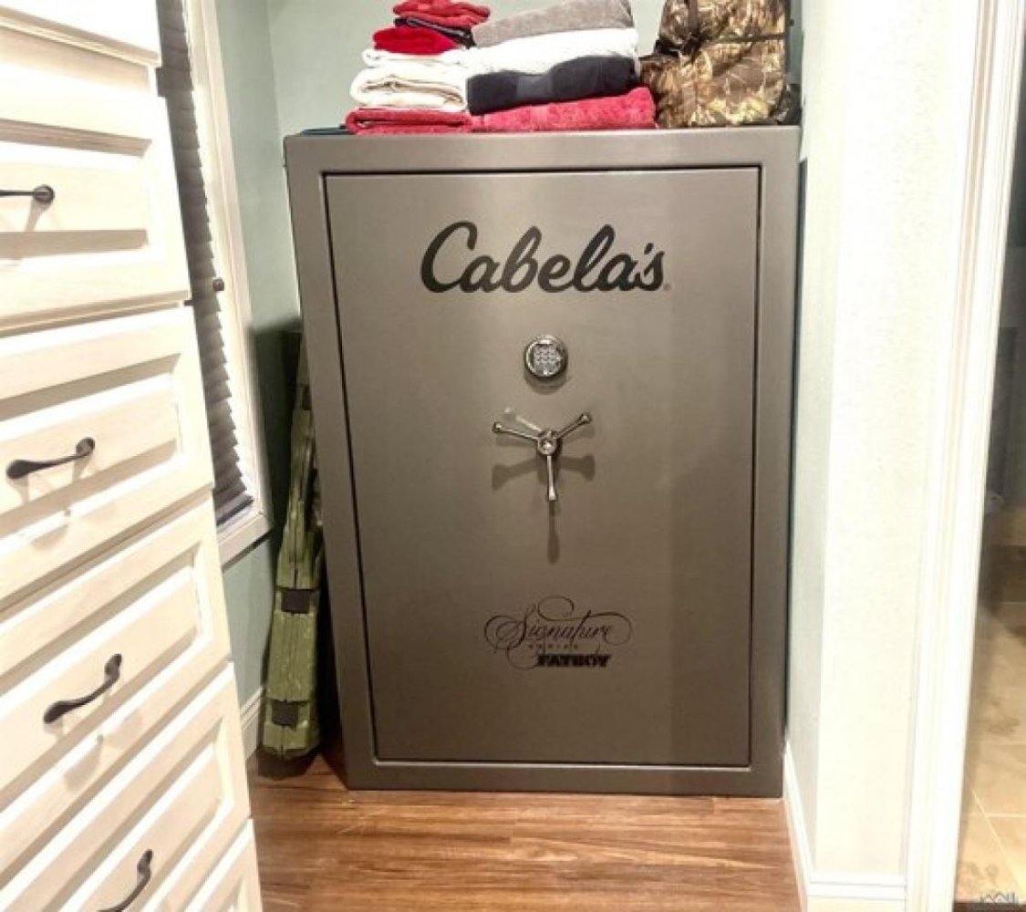 4 bedrooms House in Cut Off, USA No. 373989