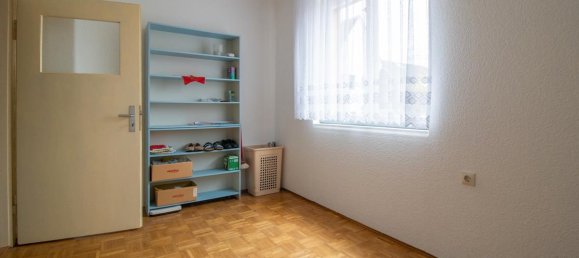 6 rooms Apartment in Selb, Germany No. 73895 8