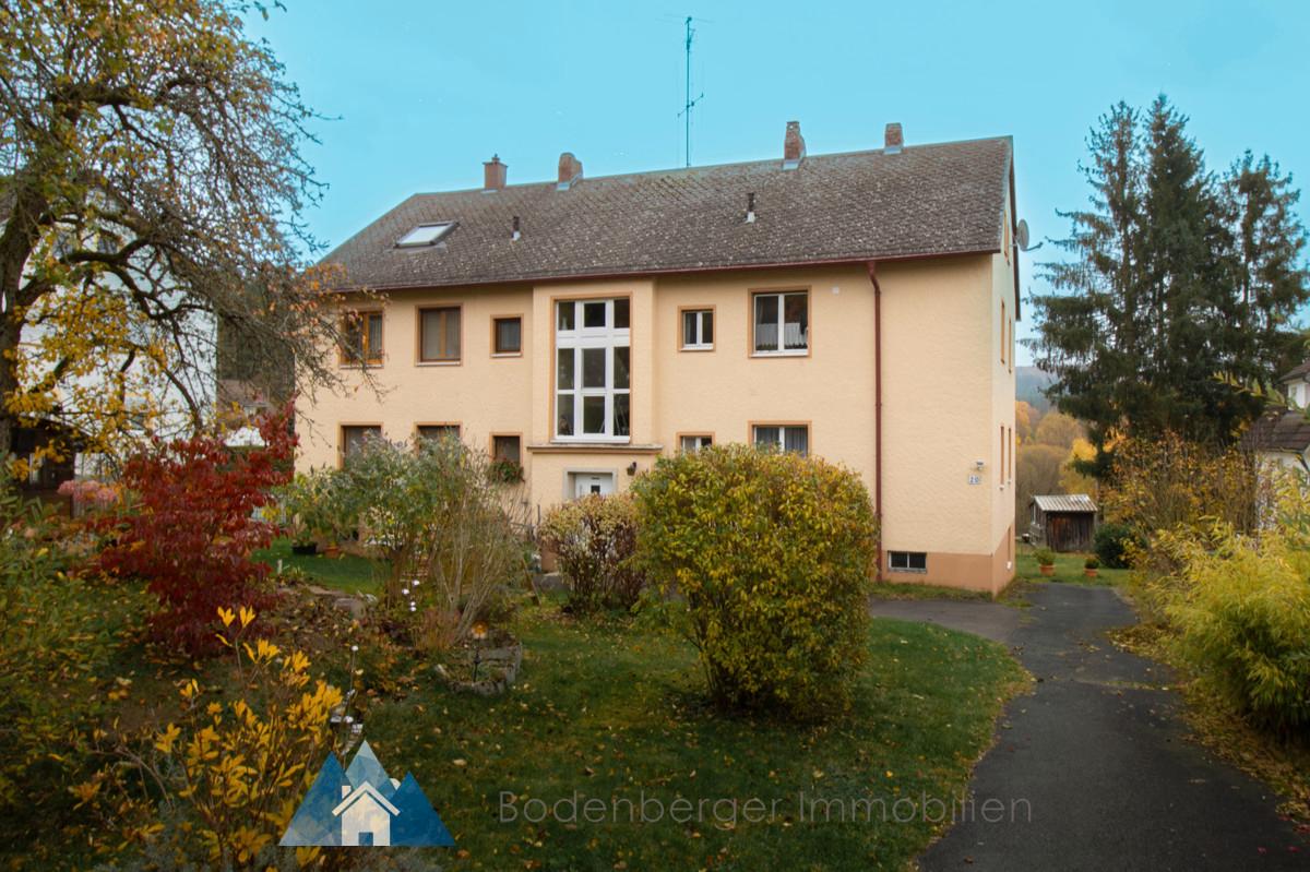 6 rooms Apartment in Selb, Germany No. 73895