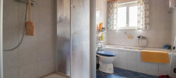 6 rooms Apartment in Selb, Germany No. 73895 5