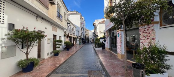 94m² Land in Estepona, Spain No. 155594 6