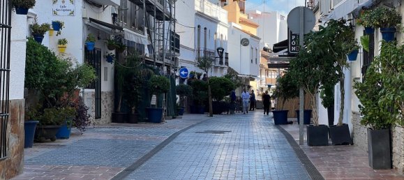 94m² Land in Estepona, Spain No. 155594 4