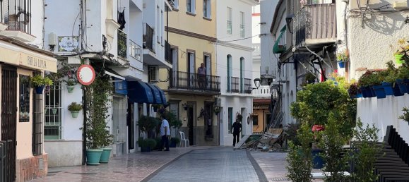 94m² Land in Estepona, Spain No. 155594 5