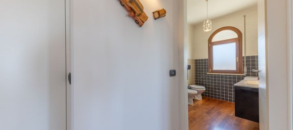 3 rooms Duplex in Fiumicino, Italy No. 300090 14