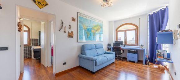3 rooms Duplex in Fiumicino, Italy No. 300090 11