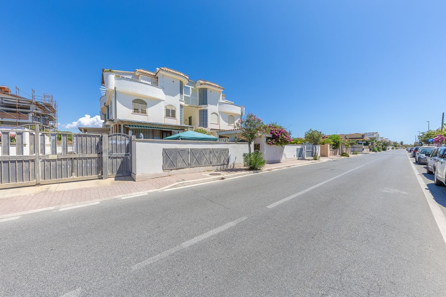 3 rooms Duplex in Fiumicino, Italy No. 300090