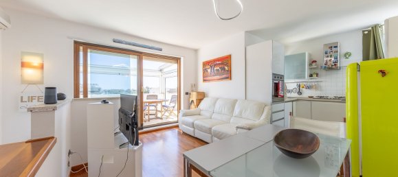 3 rooms Duplex in Fiumicino, Italy No. 300090 27