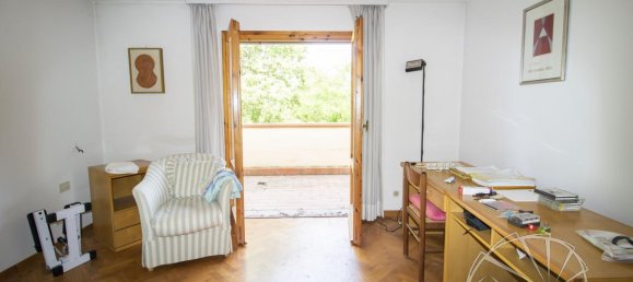 6 rooms Villa in Carmignano, Italy No. 17978 16