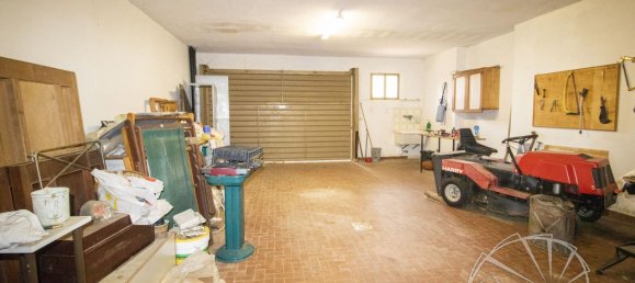 6 rooms Villa in Carmignano, Italy No. 17978 42