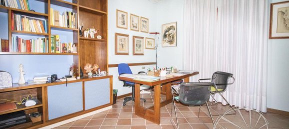 6 rooms Villa in Carmignano, Italy No. 17978 15