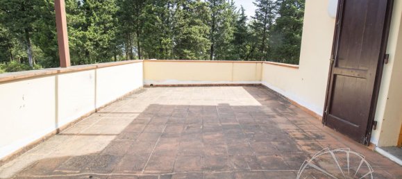 6 rooms Villa in Carmignano, Italy No. 17978 8