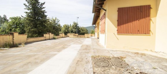 6 rooms Villa in Carmignano, Italy No. 17978 46