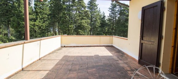 6 rooms Villa in Carmignano, Italy No. 17978 28