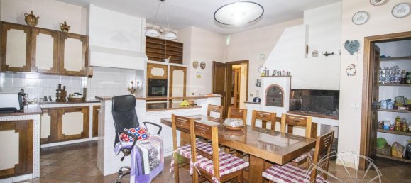 6 rooms Villa in Carmignano, Italy No. 17978 41