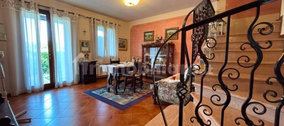 4 bedrooms Villa in Camisano Vicentino, Italy No. 282896 8