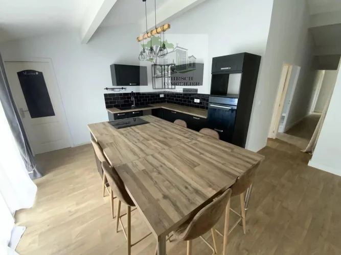 5 bedrooms House in Ginestas, France No. 318148