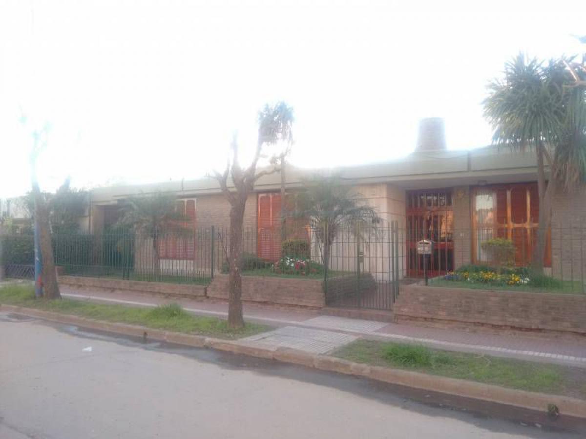 3 bedrooms House in Santa Fe, Argentina No. 20115