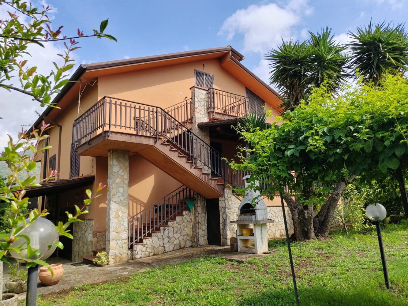 Вилла с 12 спальнями в Маэнца, Италия № 393320