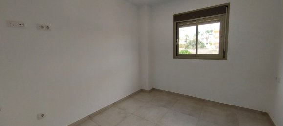 3 bedrooms Apartment in Alicante, Spain No. 89281 2