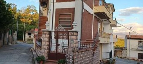 Квартира с 10 комнатами в Черкьо, Италия № 252044 4