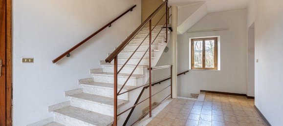 7 rooms House in San Vito di Leguzzano, Italy No. 52722 6