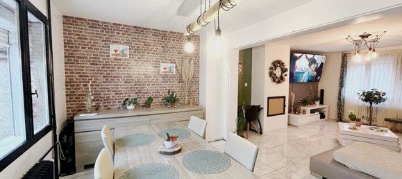 6 غرف نوم منزل في Saint-Sauveur, France رقم 44413 3