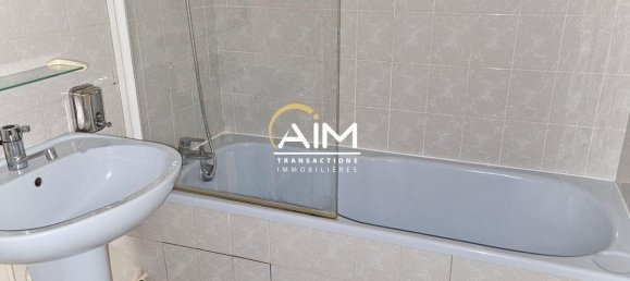 1 bedroom Duplex in Tours, France No. 39210 7