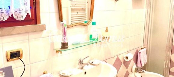 6 rooms Apartment in Siena, Italy No. 17683 16