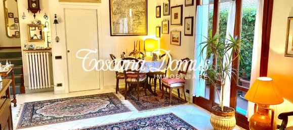 6 rooms Apartment in Siena, Italy No. 17683 2