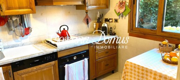 6 rooms Apartment in Siena, Italy No. 17683 3