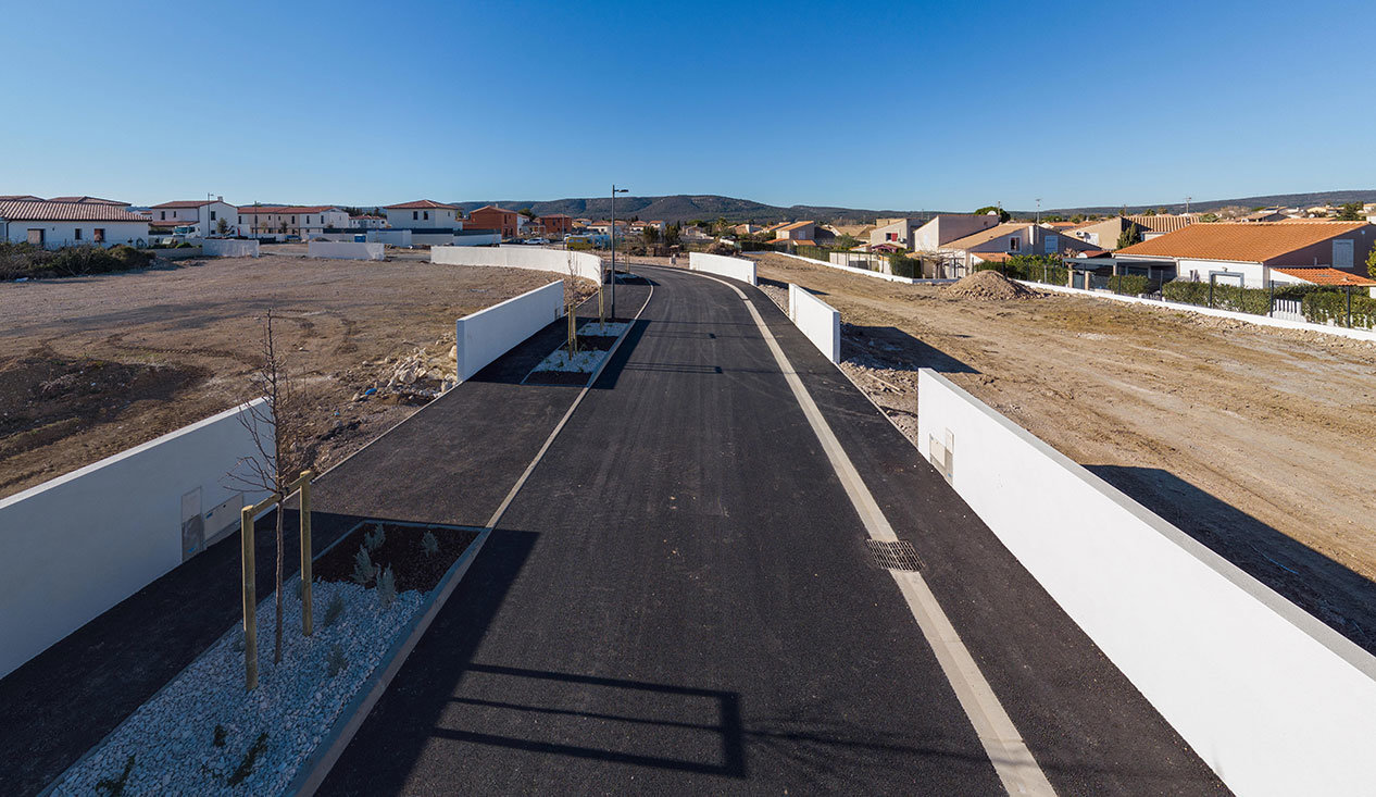  Land in Vic-la-Gardiole, France No. 113029