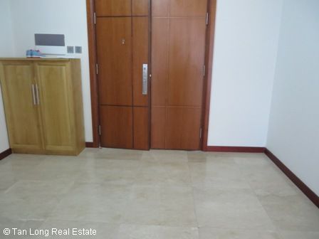 Квартира с 3 спальнями в Тэйхо, Вьетнам № 6456