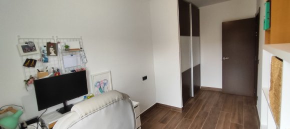 3 Schlafzimmer Stadthaus in La Bisbal D'emporda, Spain, Nr. 170892 9