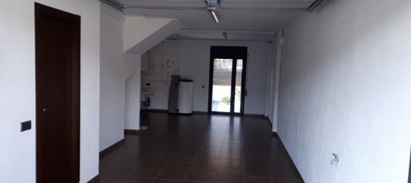 3 Schlafzimmer Stadthaus in La Bisbal D'emporda, Spain, Nr. 170892 15