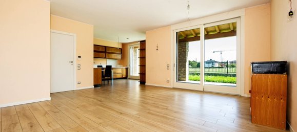 3 bedrooms Villa in Madone, Italy No. 309185 9